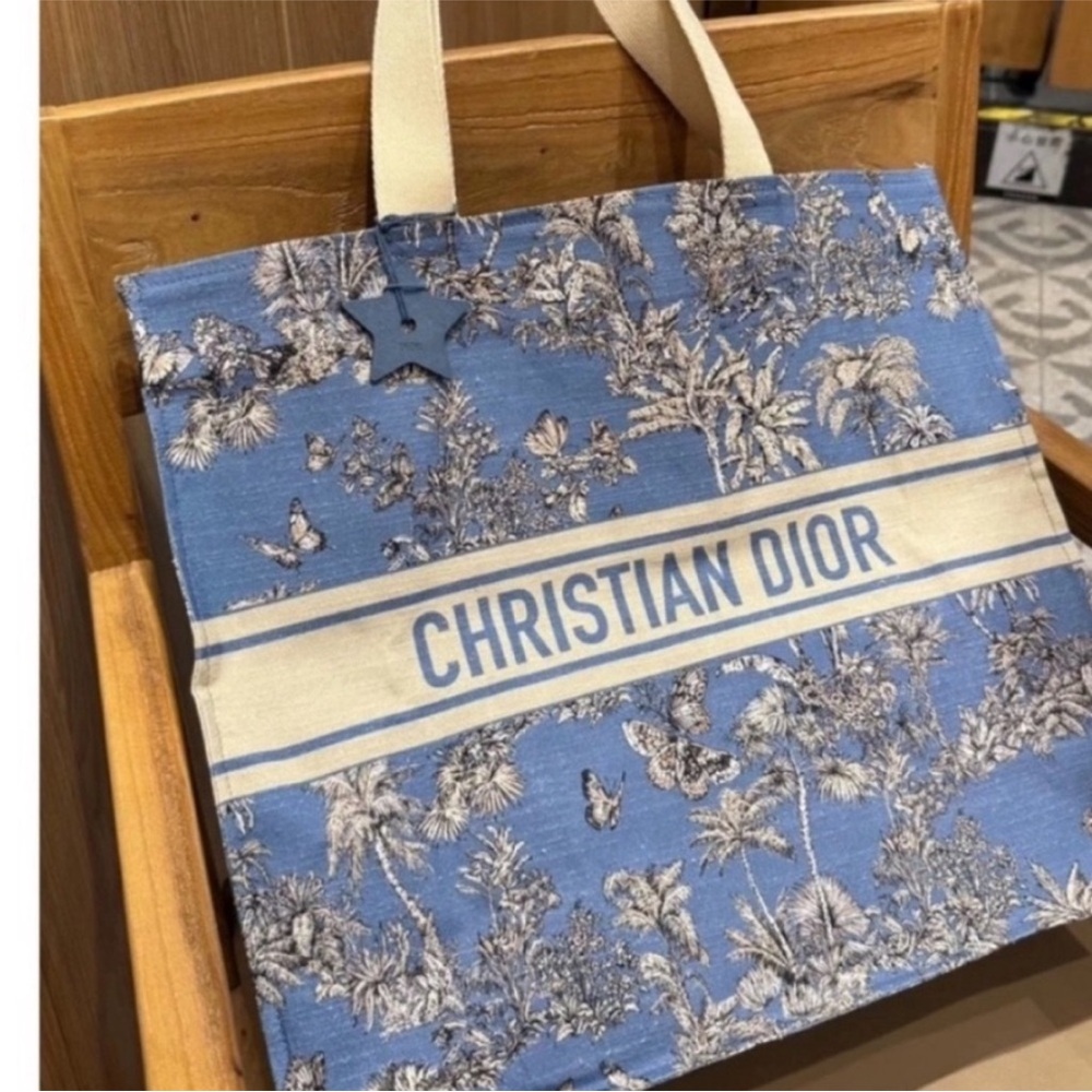 Dior beauty canvas tote